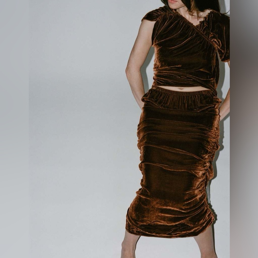 Baserange Rossia Velvet Top Nádor Skirt Brown Ocular Ruched Asymmetrical set
